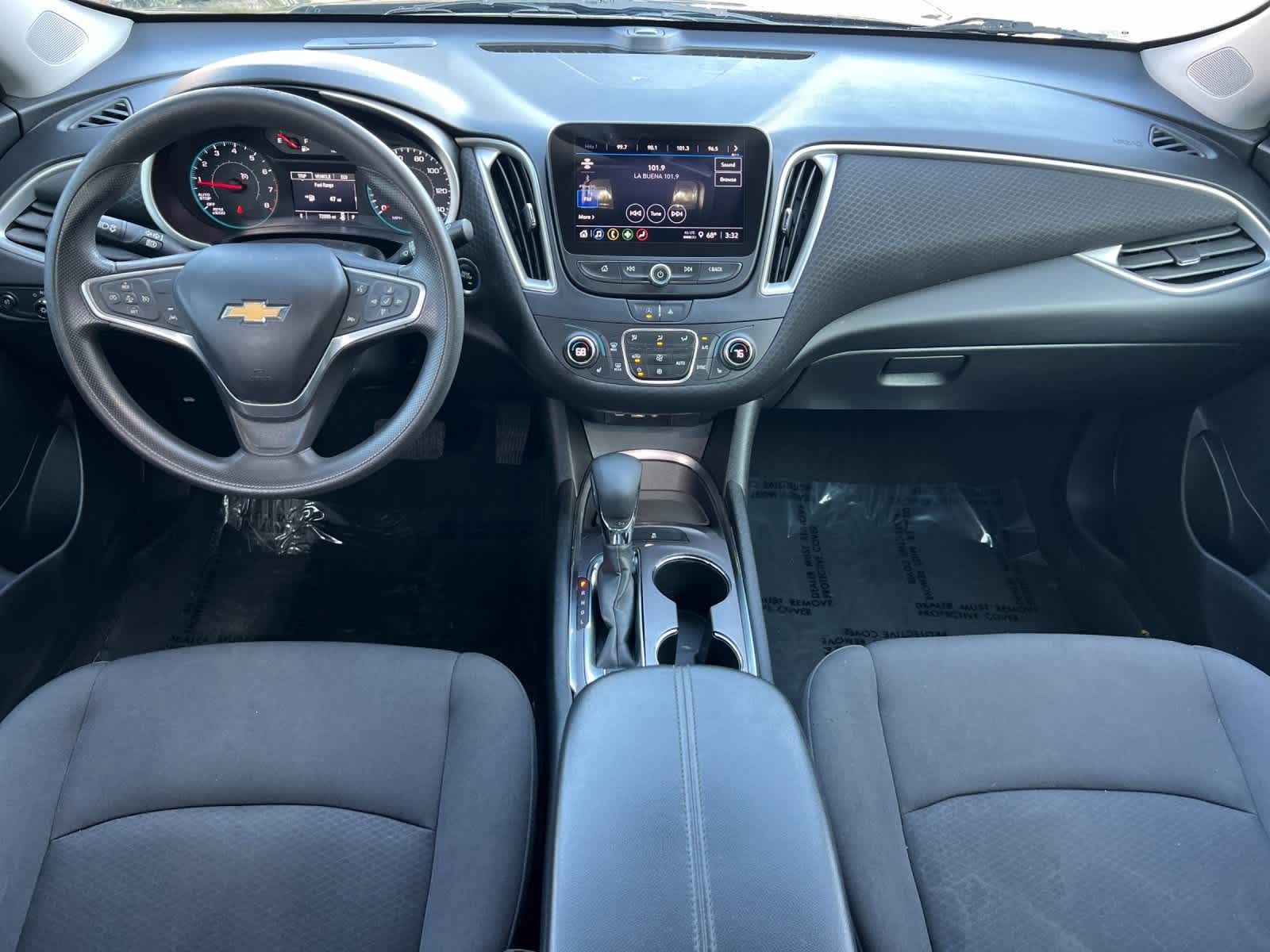 Thumbnail: 2023 Chevrolet Malibu - 3