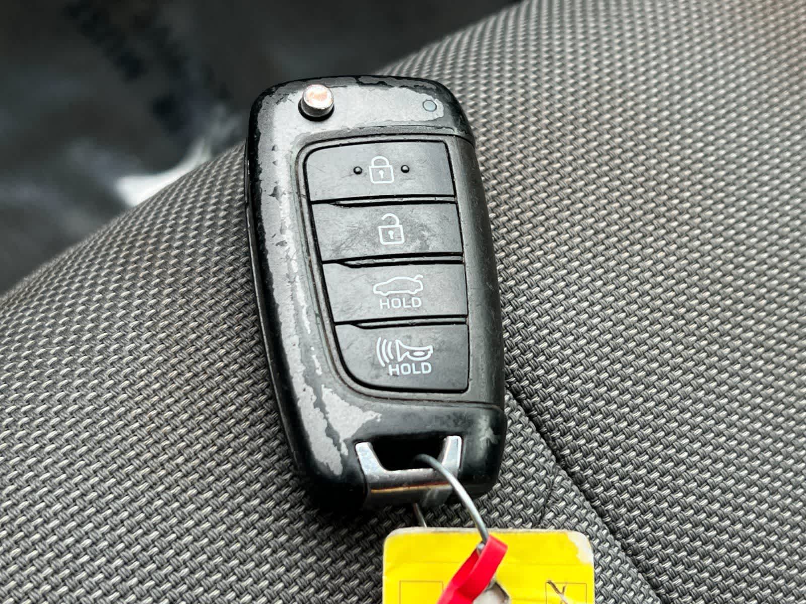 Thumbnail: 2021 Hyundai Elantra - 26