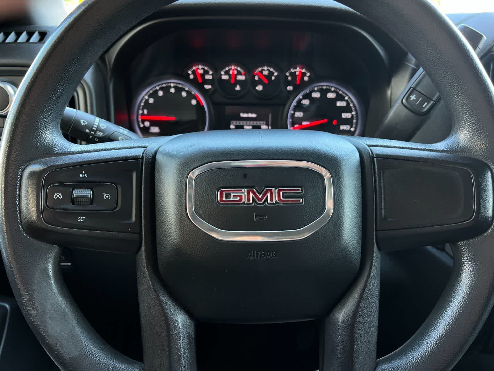 Thumbnail: 2021 GMC Sierra 3500 - 21
