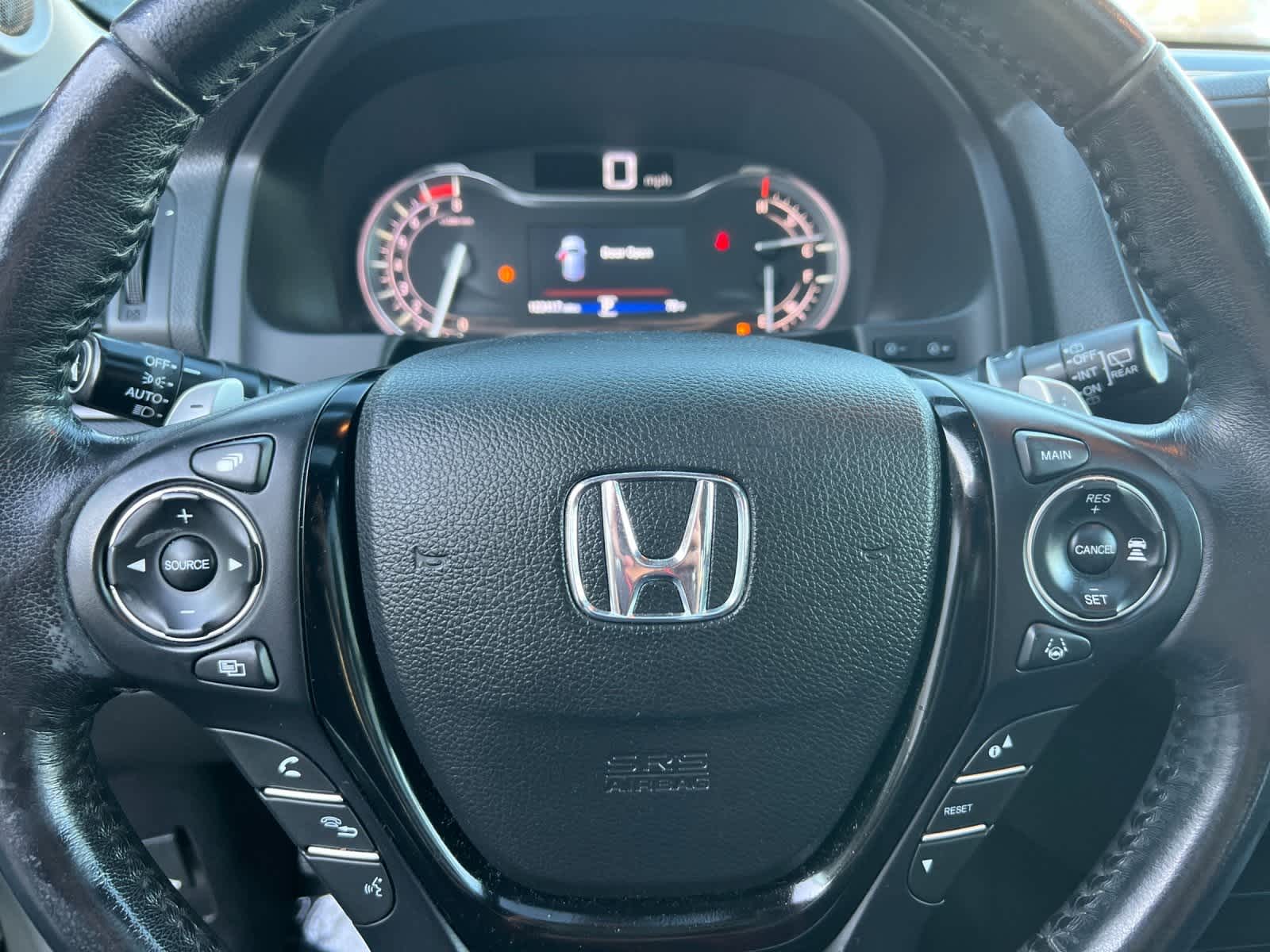 Thumbnail: 2018 Honda Pilot - 27