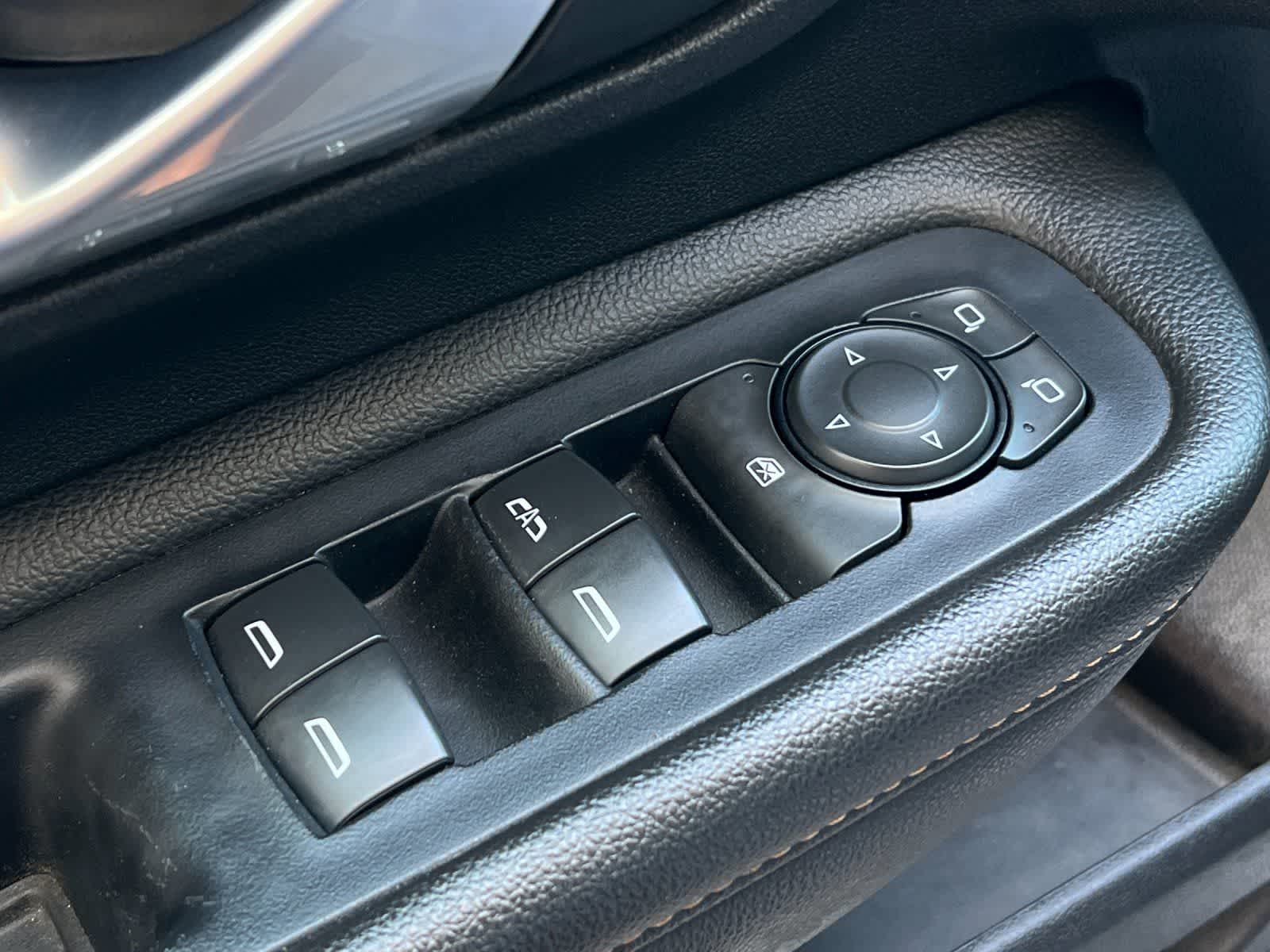 Thumbnail: 2020 GMC Terrain - 13