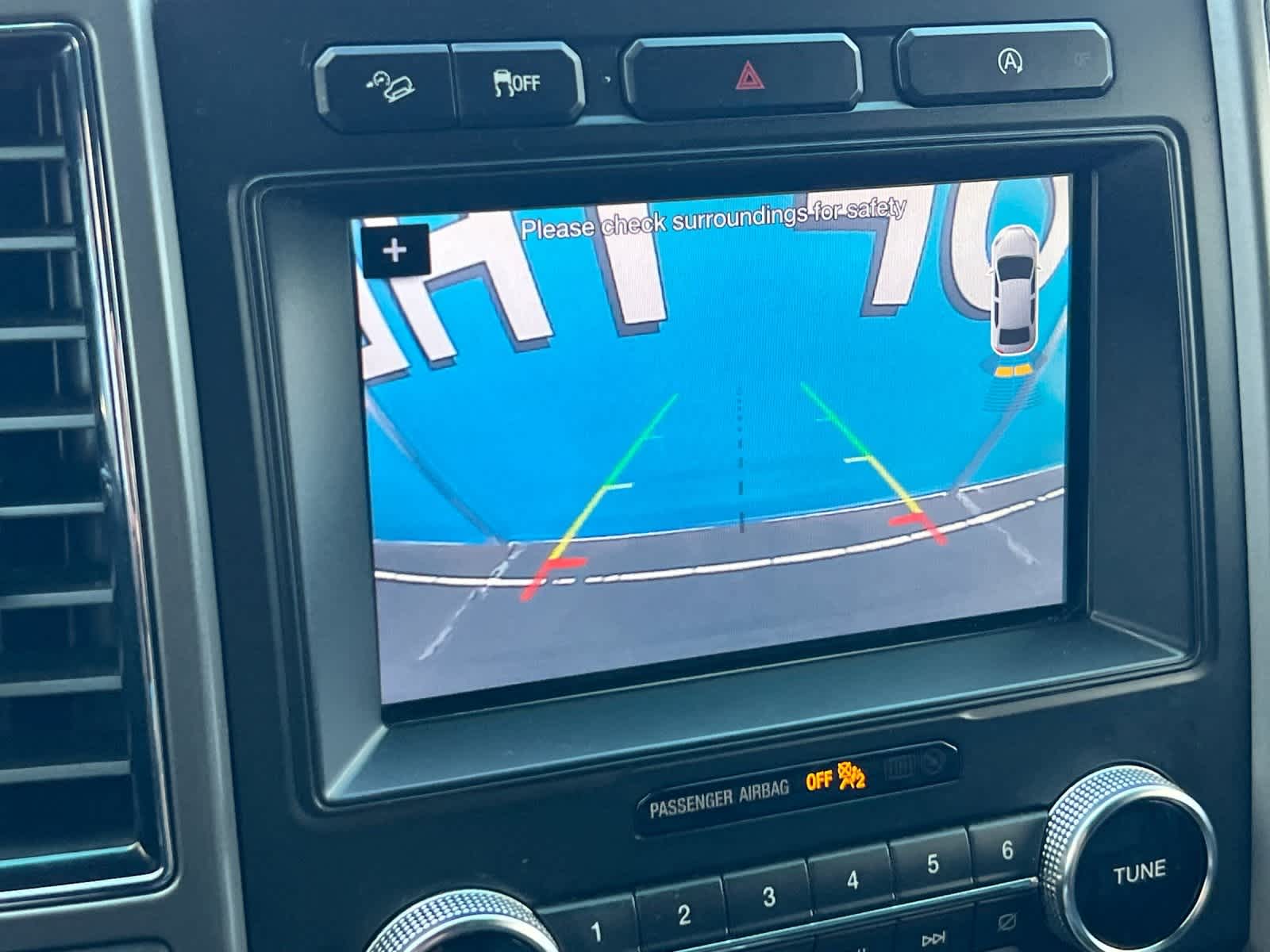 Thumbnail: 2019 Ford Expedition - 20