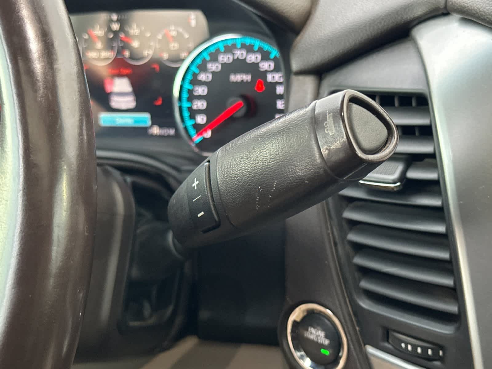 Thumbnail: 2016 Chevrolet Suburban - 24