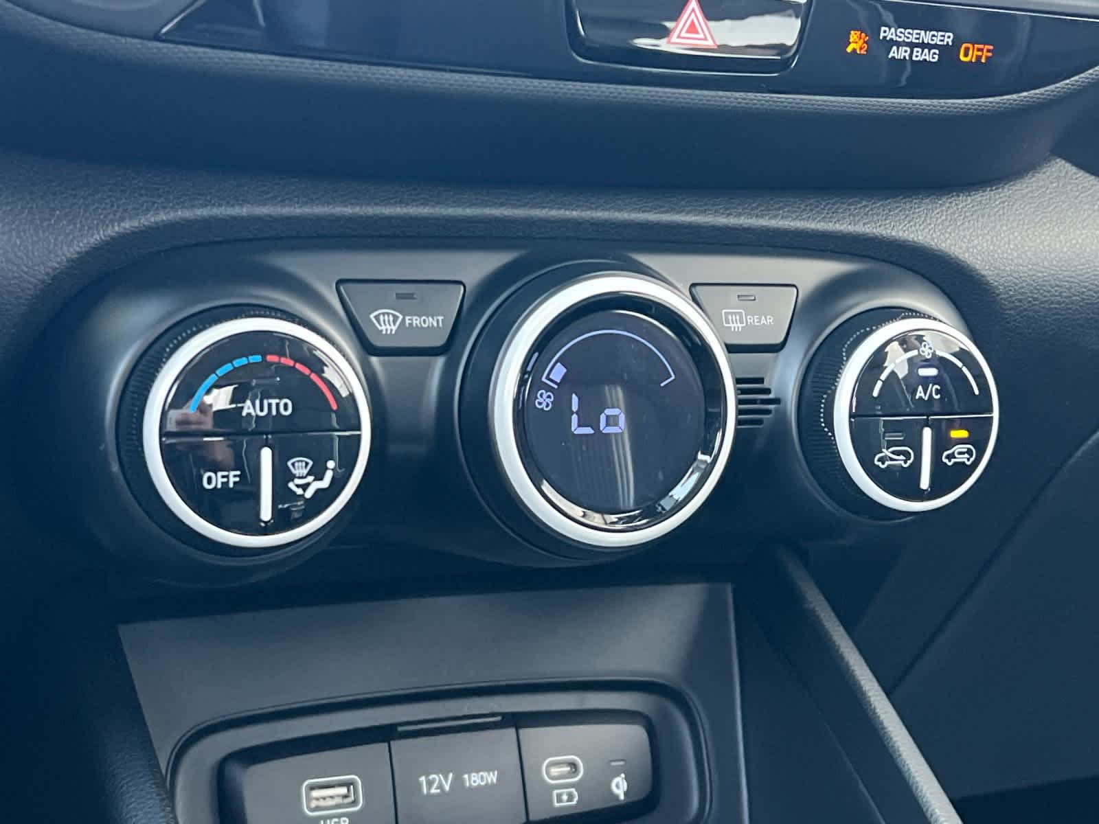 Thumbnail: 2024 Hyundai Venue - 22