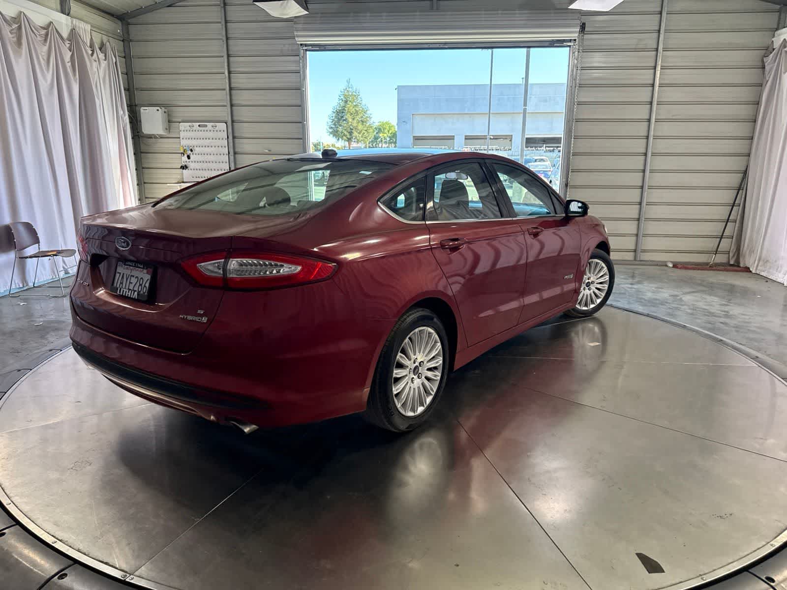 Thumbnail: 2013 Ford Fusion - 5