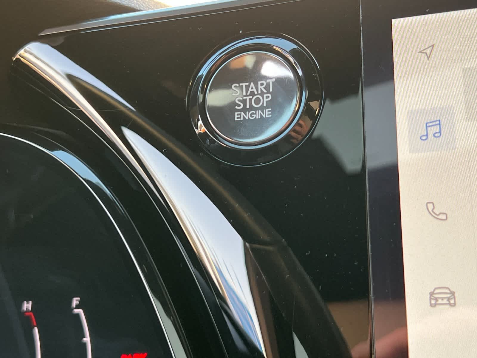 Thumbnail: 2023 Lexus RX - 22