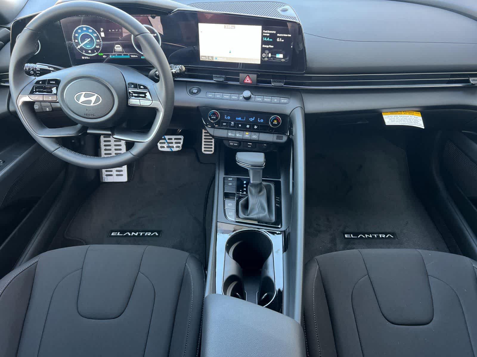 Thumbnail: 2026 Hyundai Elantra - 4