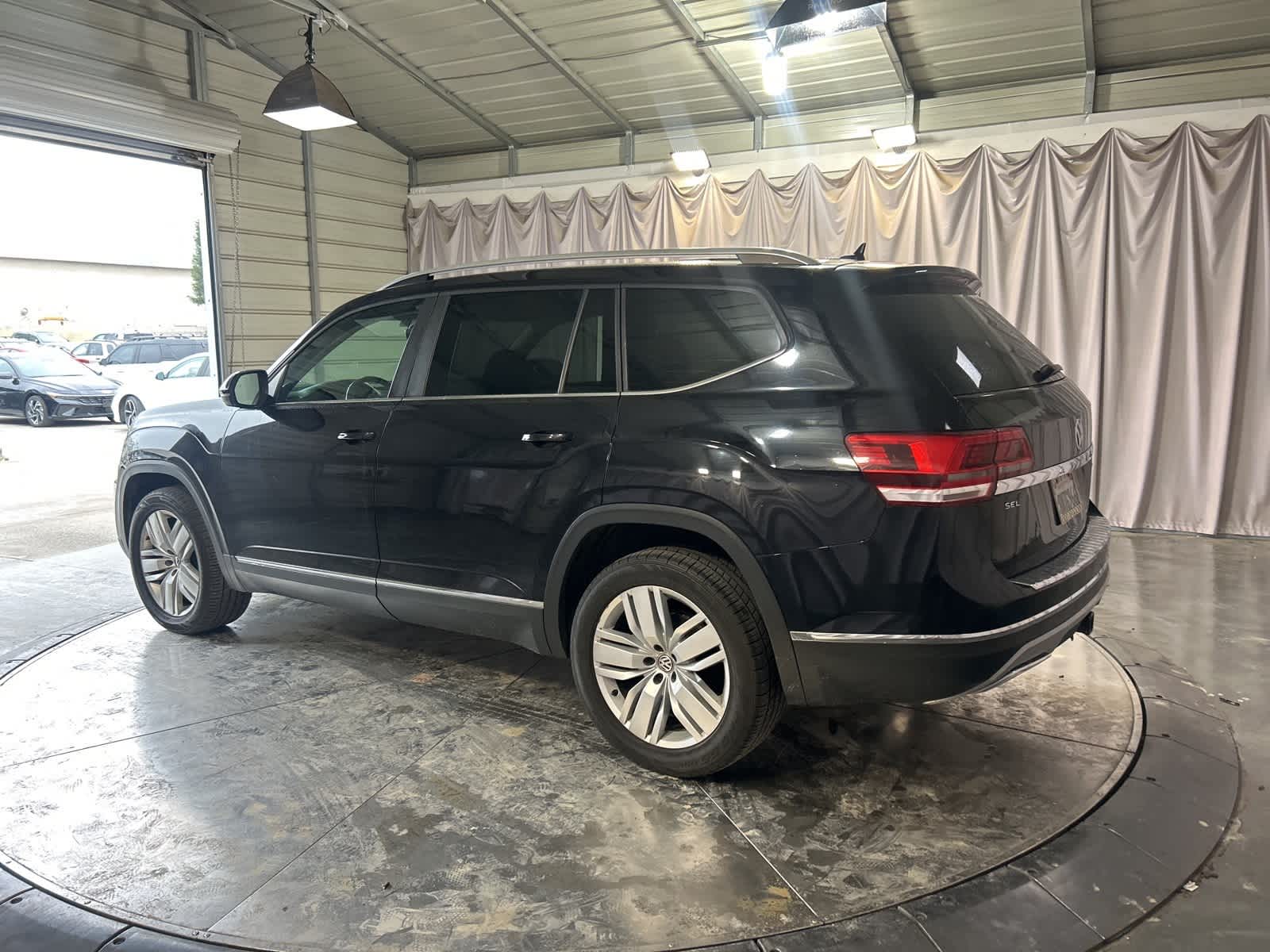 Thumbnail: 2019 Volkswagen Atlas - 14