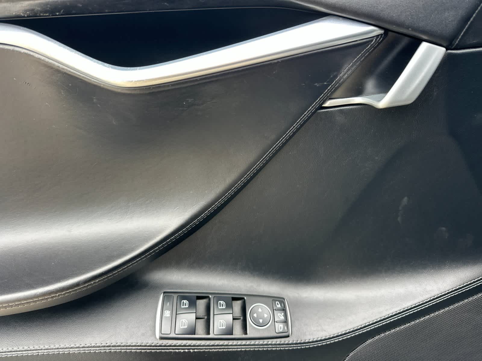 Thumbnail: 2016 Tesla Model S - 12