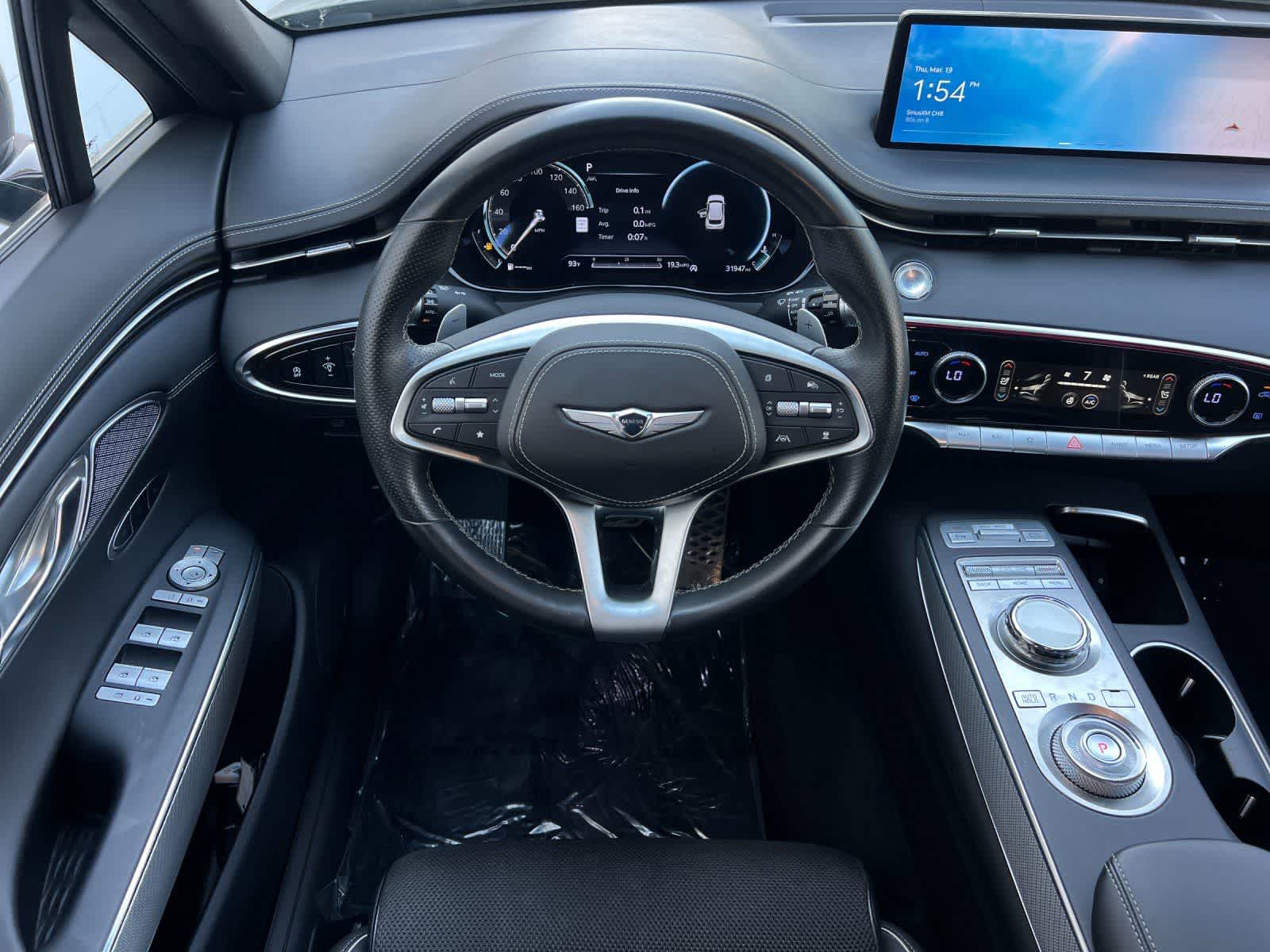 Thumbnail: 2023 Genesis GV70 - 15