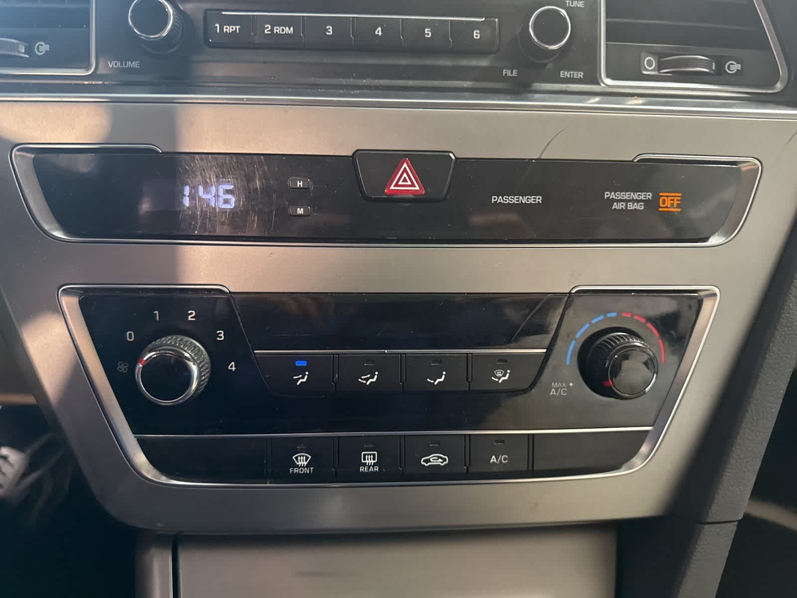 Thumbnail: 2017 Hyundai Sonata - 23