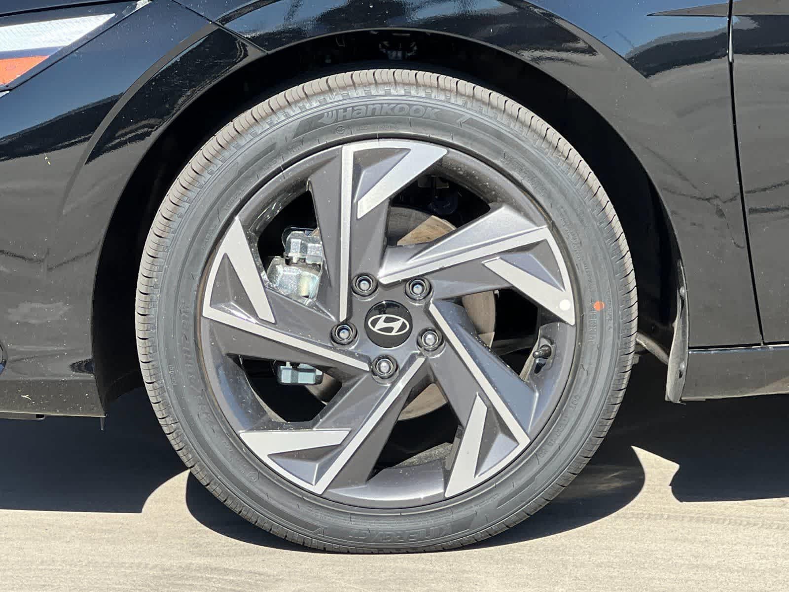 Thumbnail: 2026 Hyundai Elantra - 26
