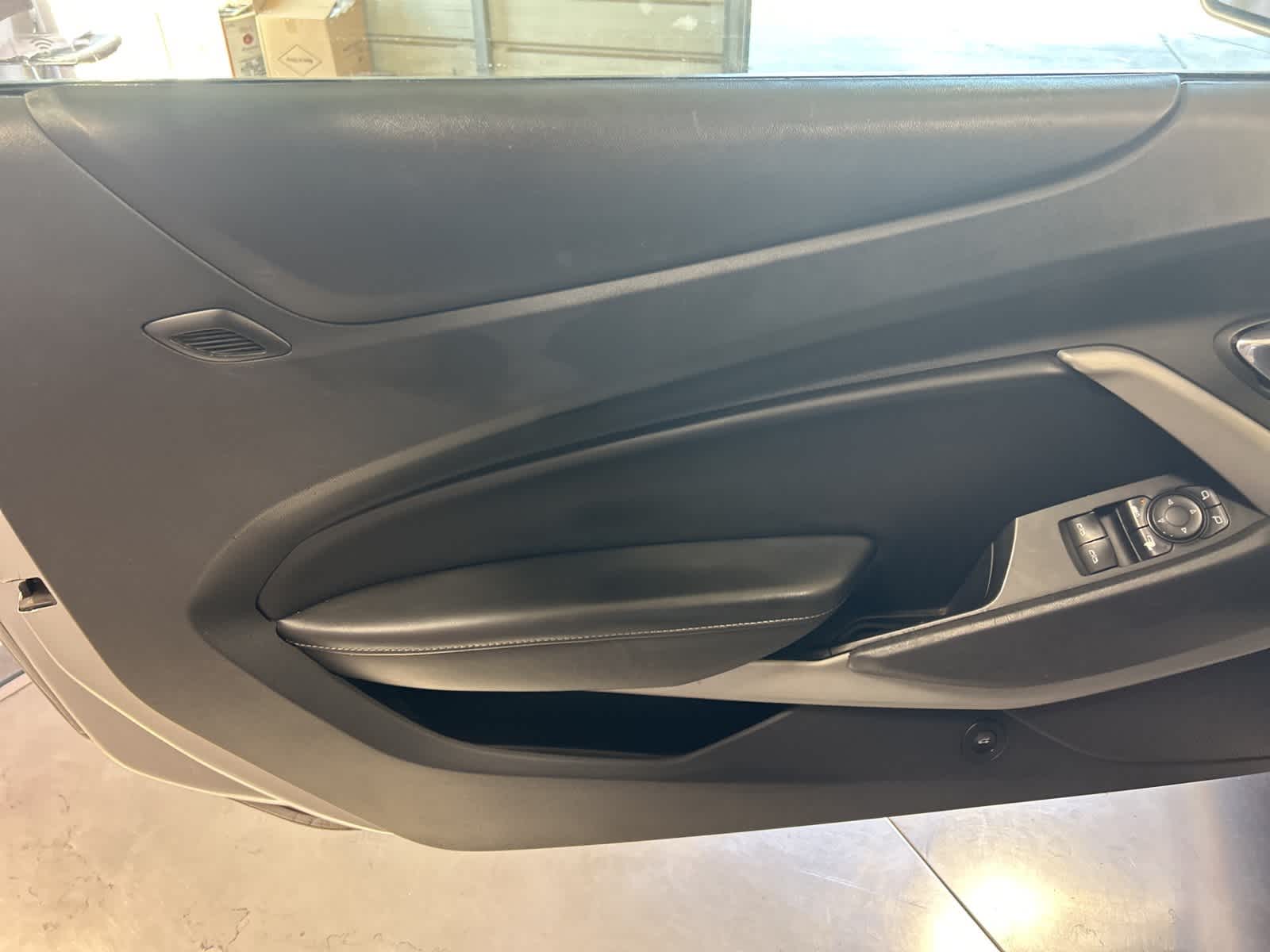 Thumbnail: 2018 Chevrolet Camaro - 19
