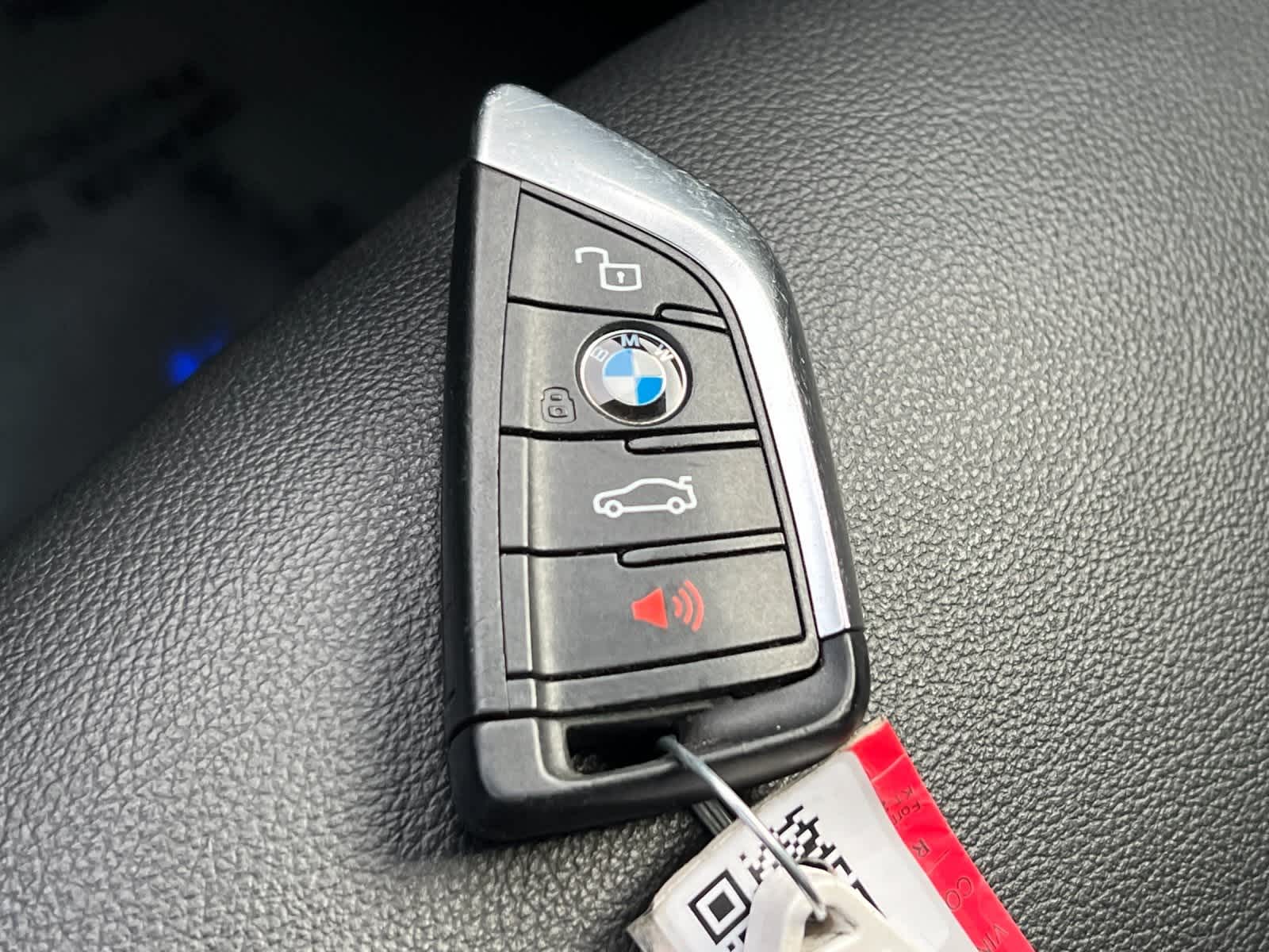 Thumbnail: 2023 BMW X4 - 29