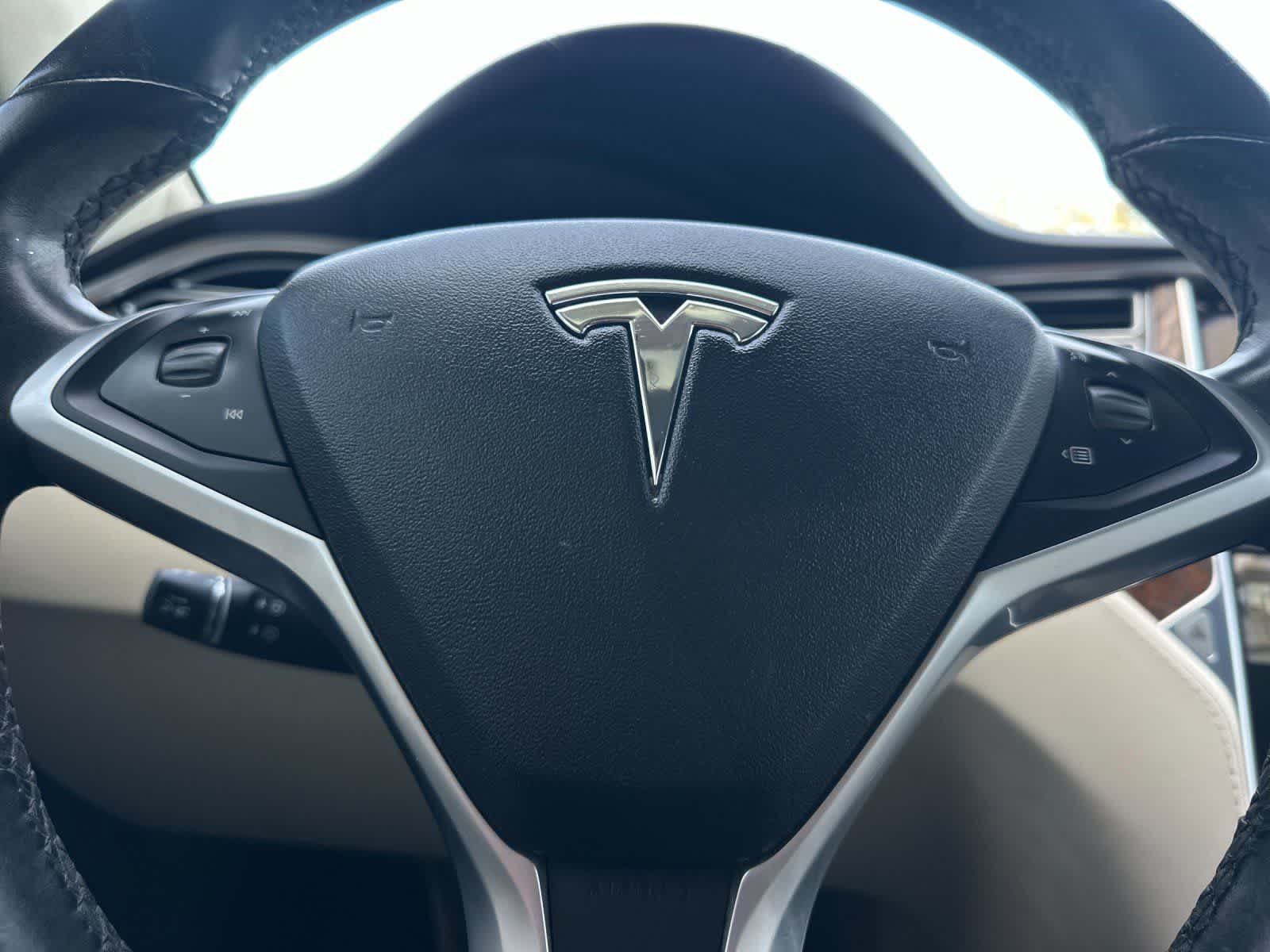 Thumbnail: 2018 Tesla Model S - 22