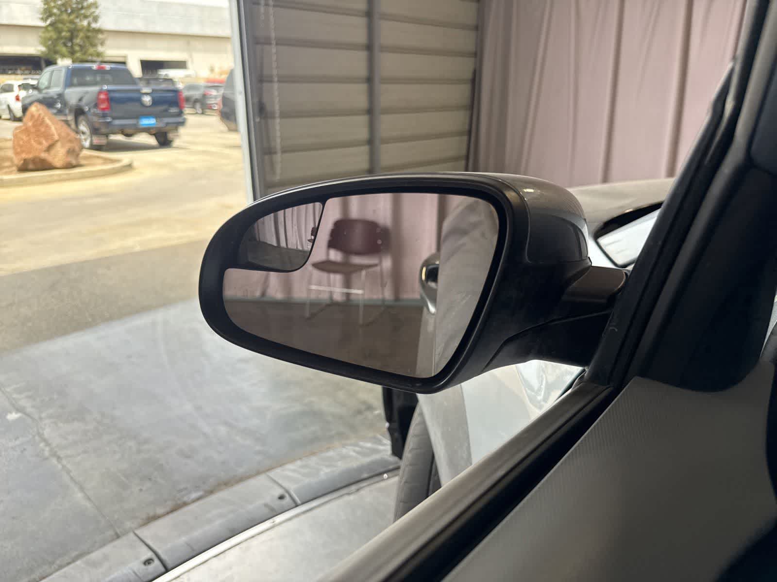 Thumbnail: 2021 Hyundai Kona - 17