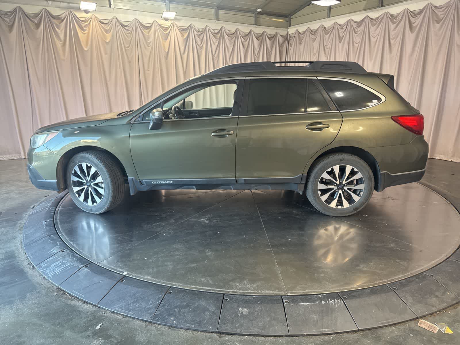 Thumbnail: 2016 Subaru Outback - 8