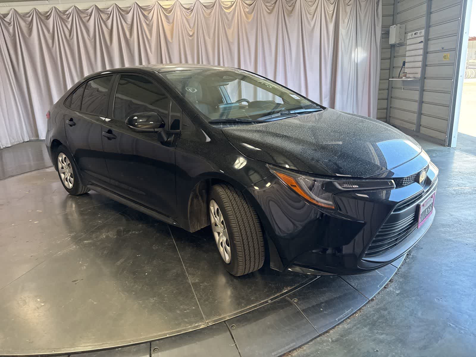 Thumbnail: 2025 Toyota Corolla - 3