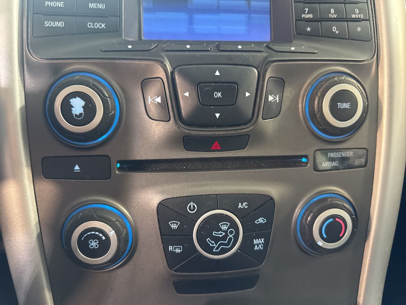 Thumbnail: 2011 Ford Edge - 25