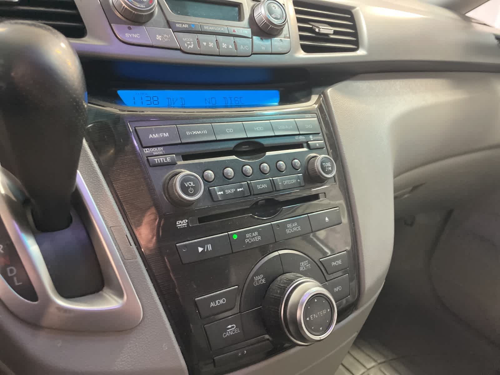 Thumbnail: 2012 Honda Odyssey - 21