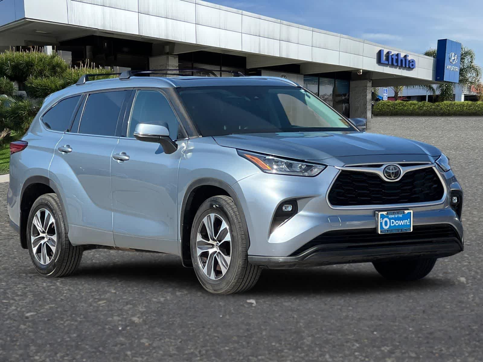 Thumbnail: 2020 Toyota Highlander - 10