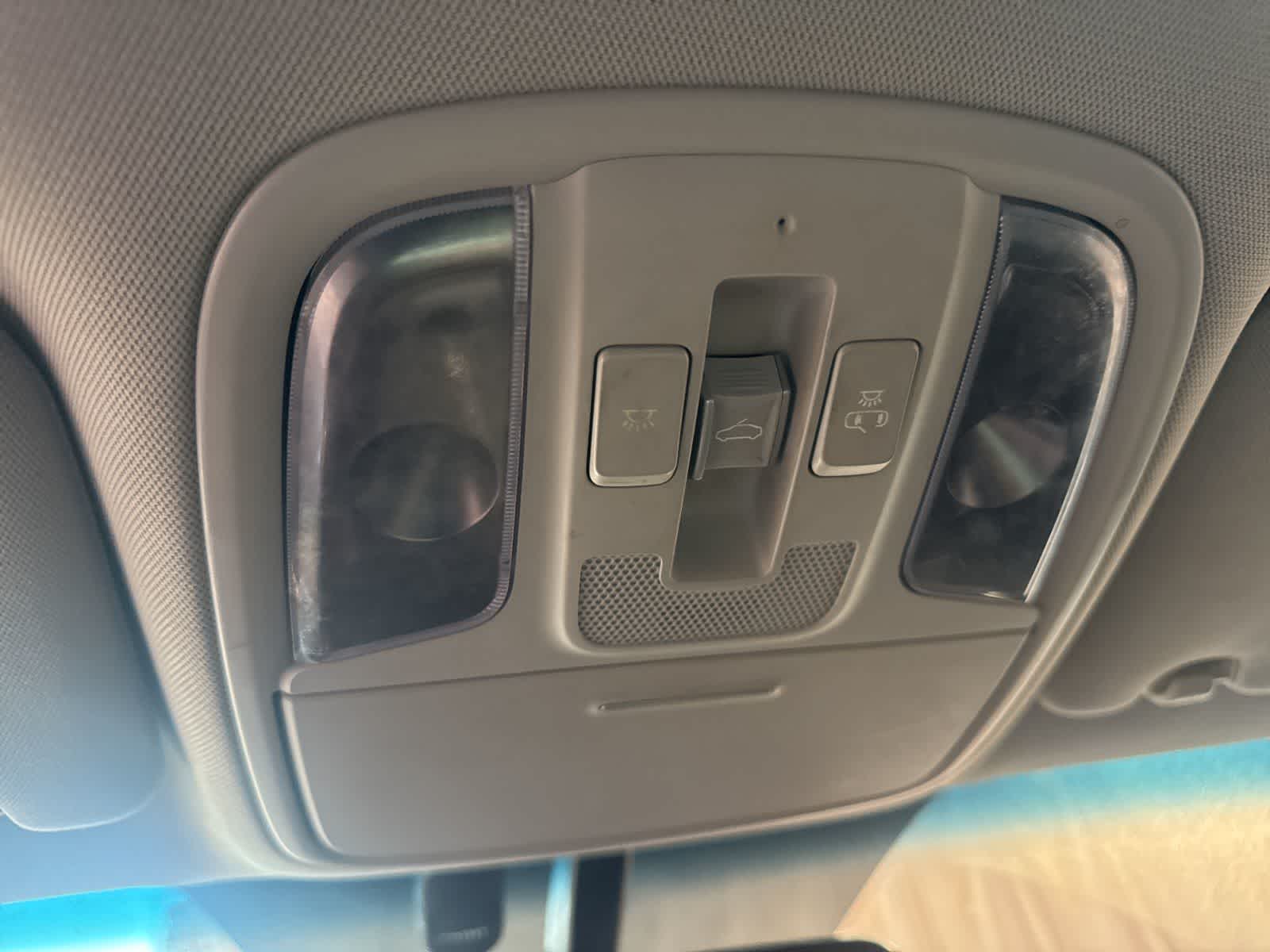 Thumbnail: 2016 Kia Optima - 26