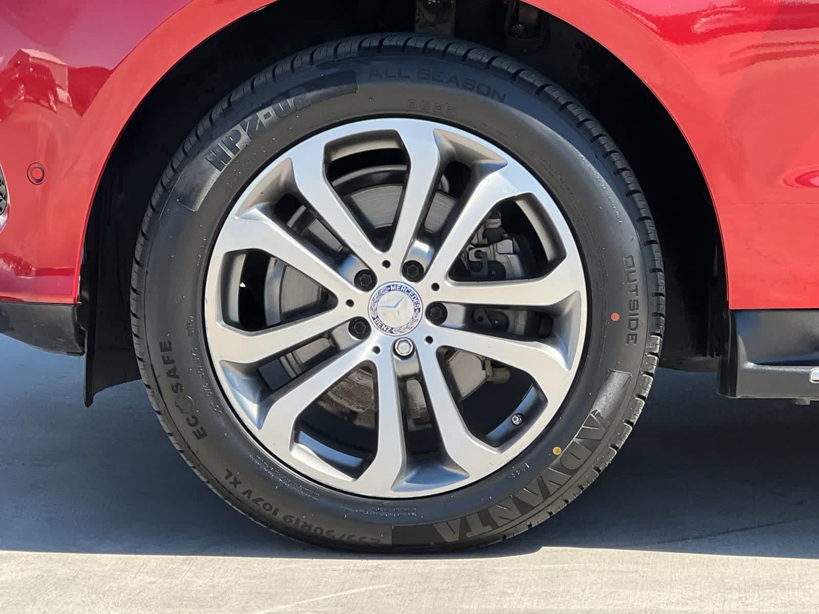 Thumbnail: 2016 Mercedes-Benz GLE - 26