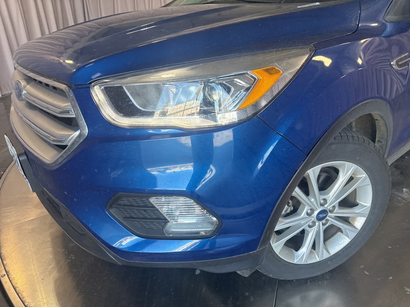 Thumbnail: 2019 Ford Escape - 9
