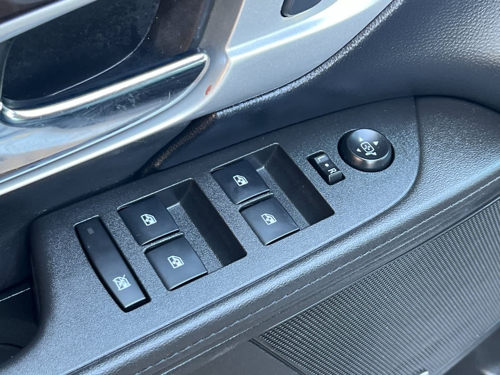 Thumbnail: 2017 GMC Terrain - 14