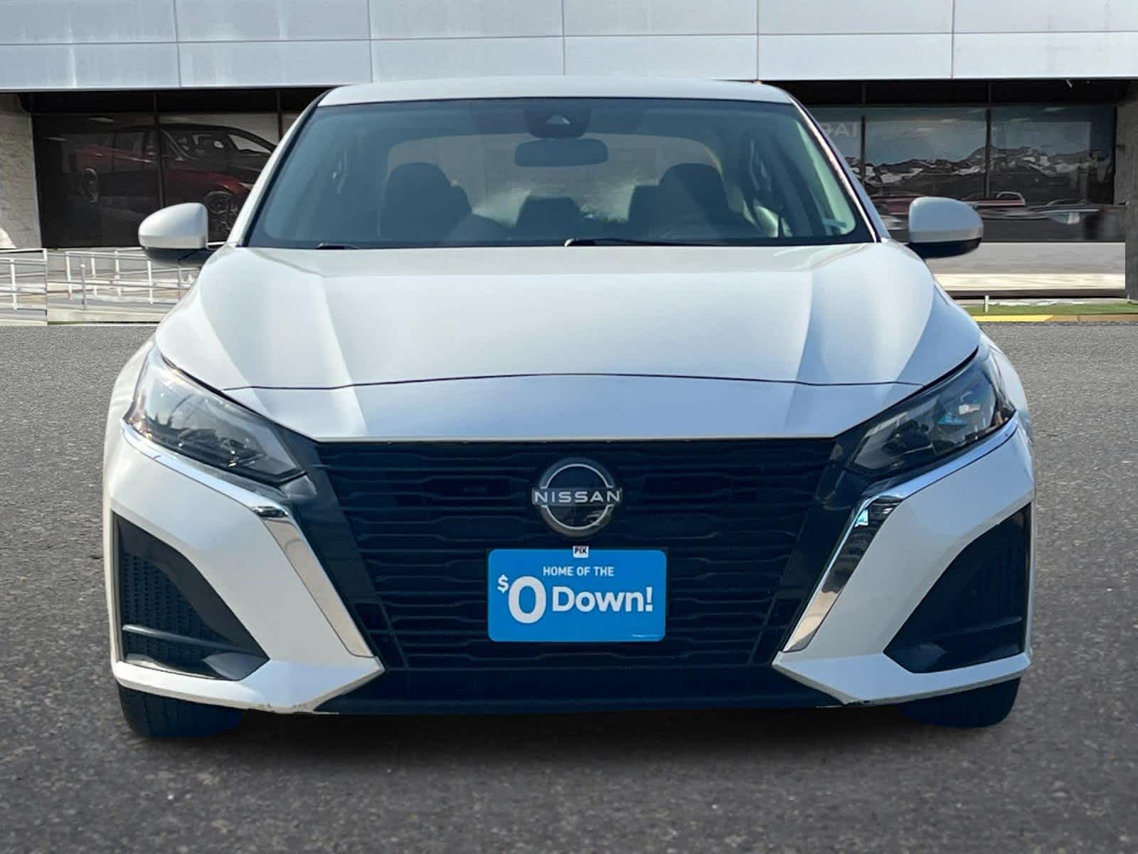 Thumbnail: 2023 Nissan Altima - 11