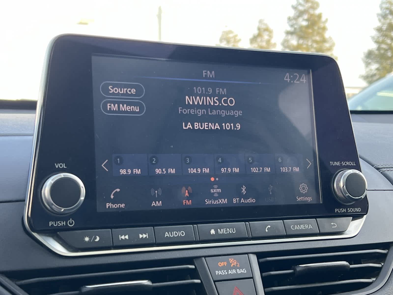 Thumbnail: 2019 Nissan Altima - 18