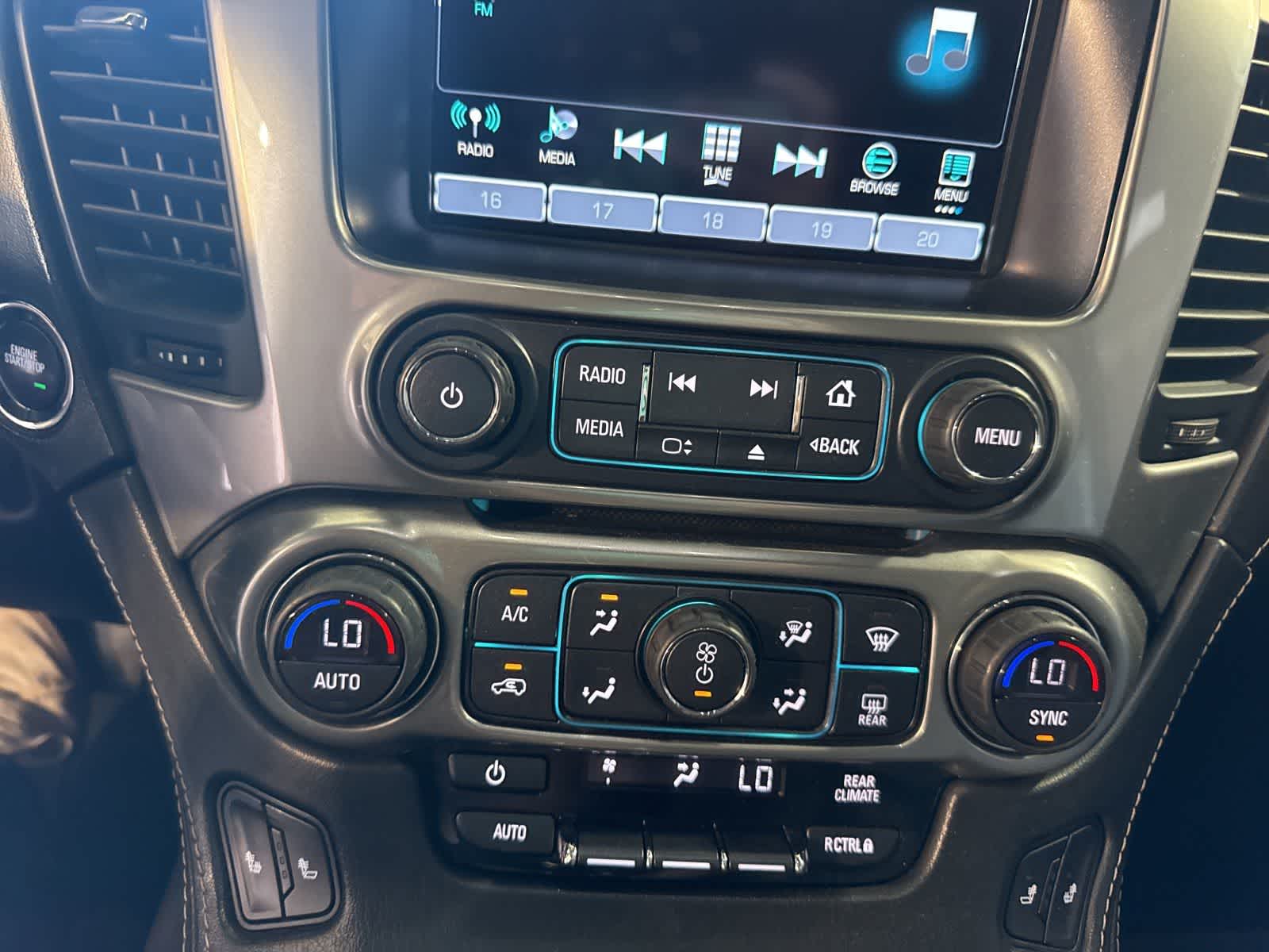 Thumbnail: 2018 Chevrolet Tahoe - 29