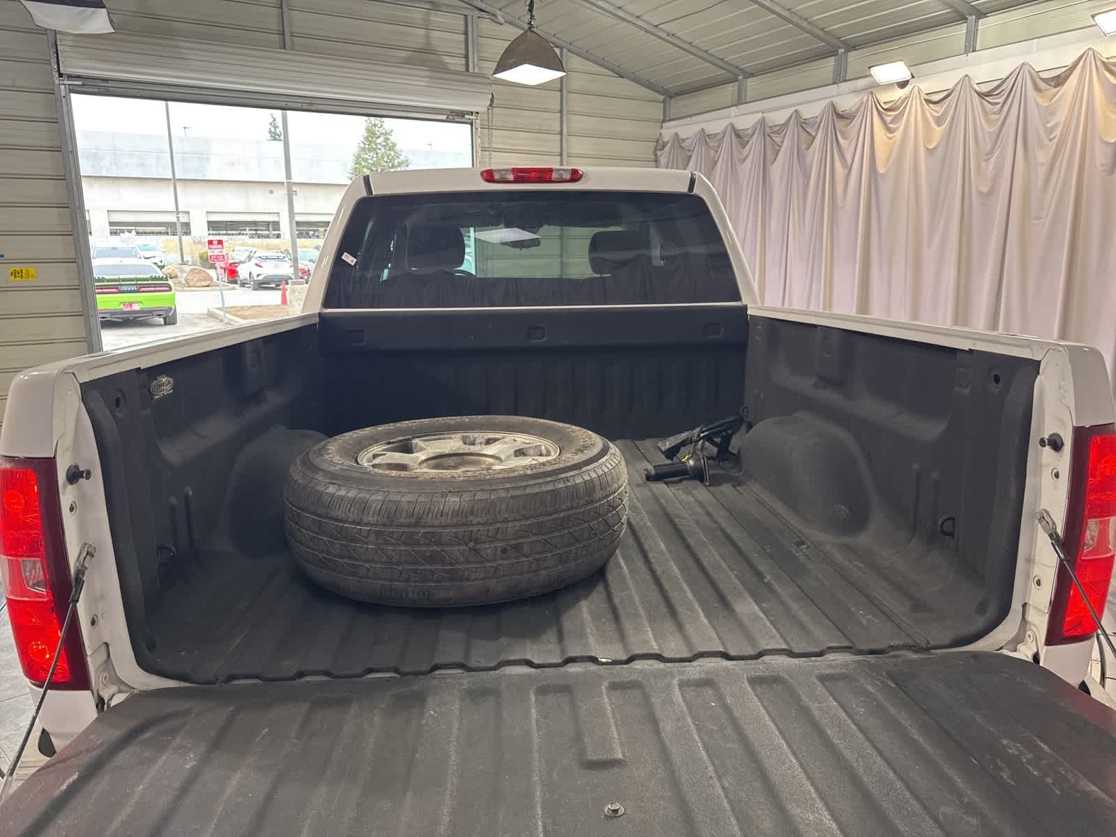 Thumbnail: 2013 Chevrolet Silverado 1500 - 13