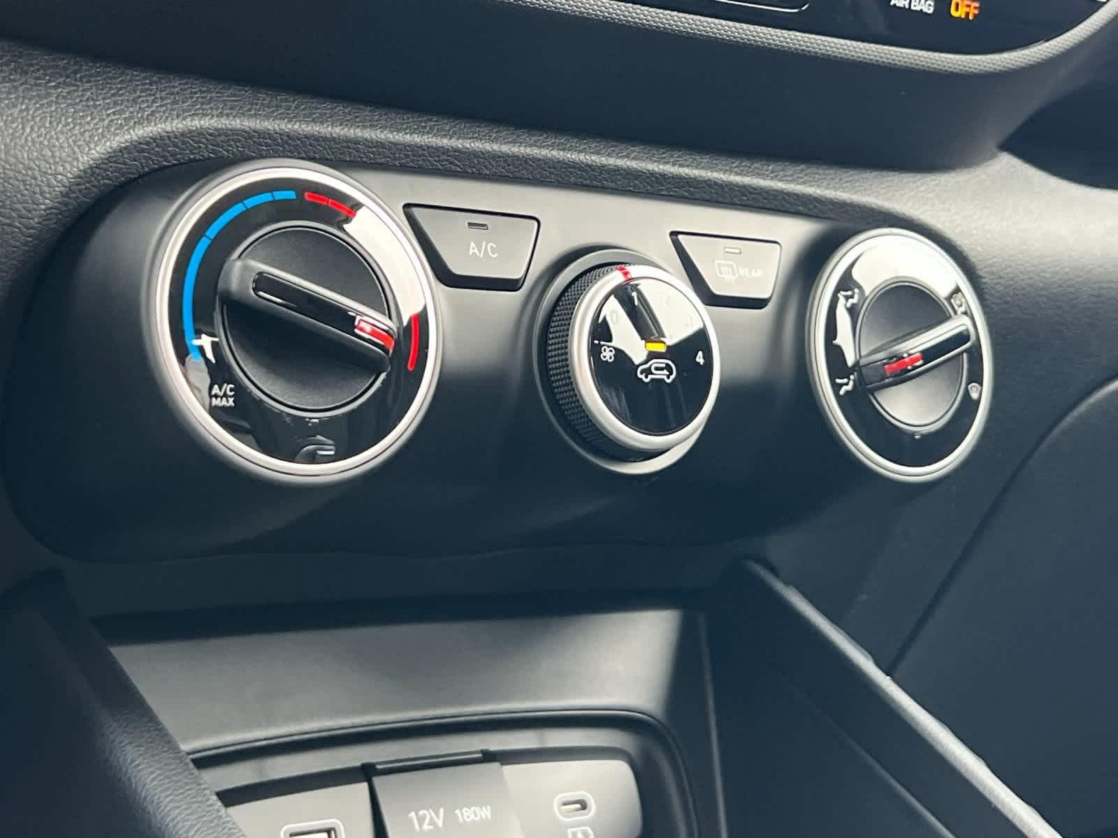 Thumbnail: 2026 Hyundai Venue - 20