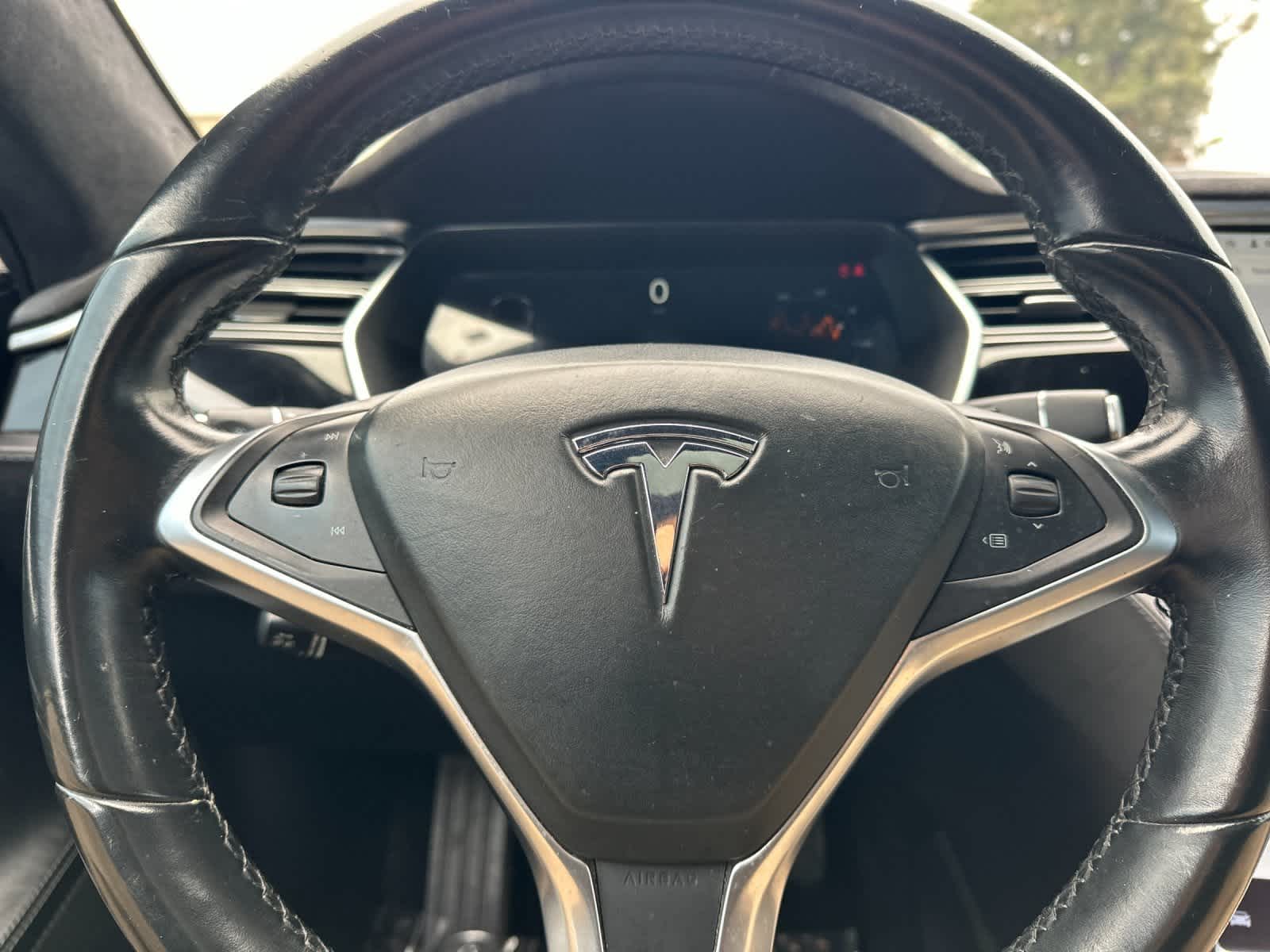 Thumbnail: 2016 Tesla Model S - 23