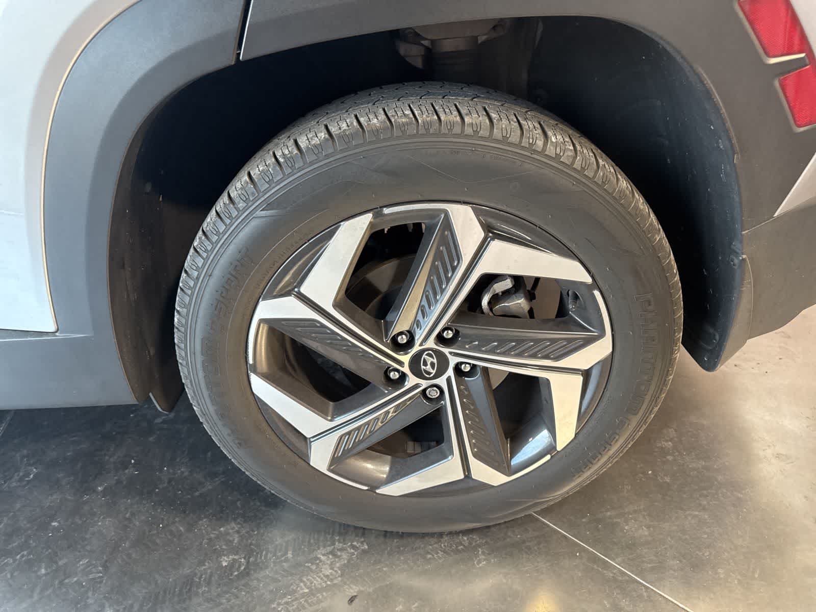 Thumbnail: 2022 Hyundai Tucson - 10