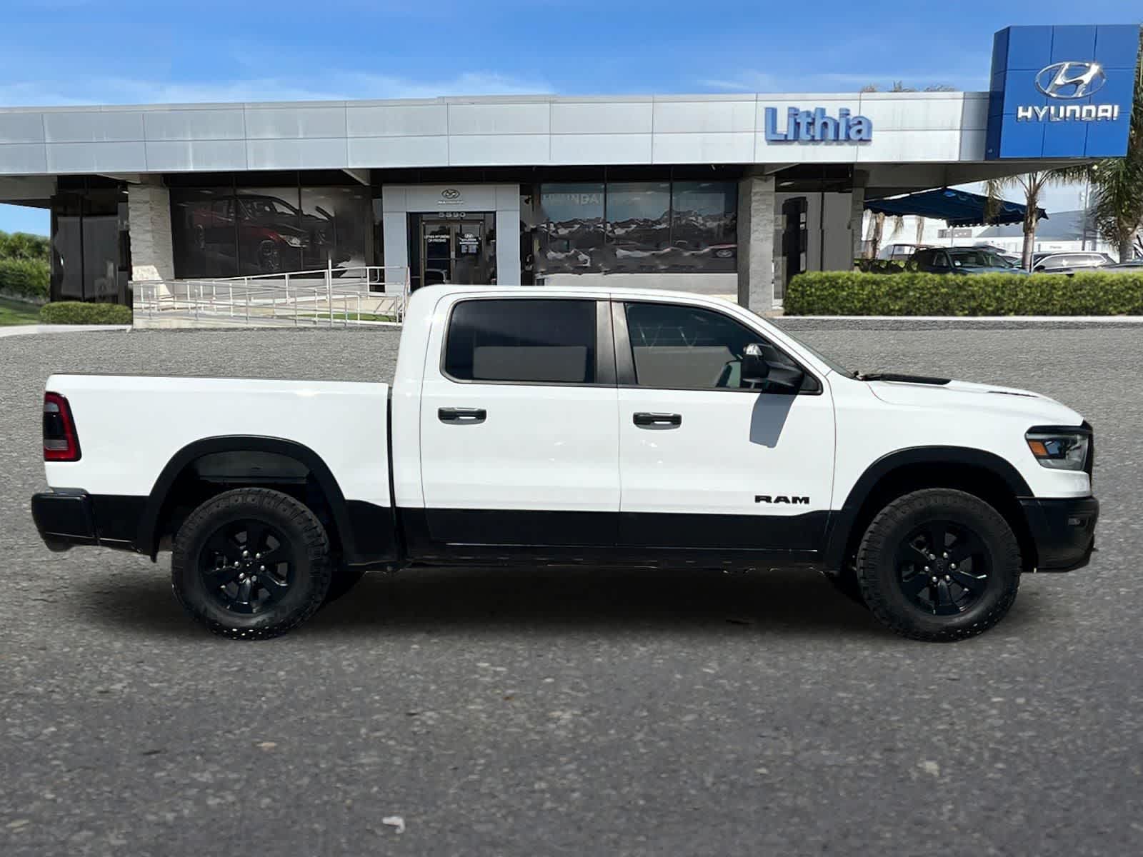 Thumbnail: 2024 RAM 1500 - 9