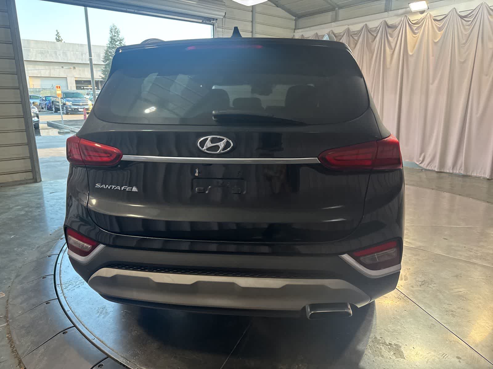 Thumbnail: 2020 Hyundai Santa Fe - 6