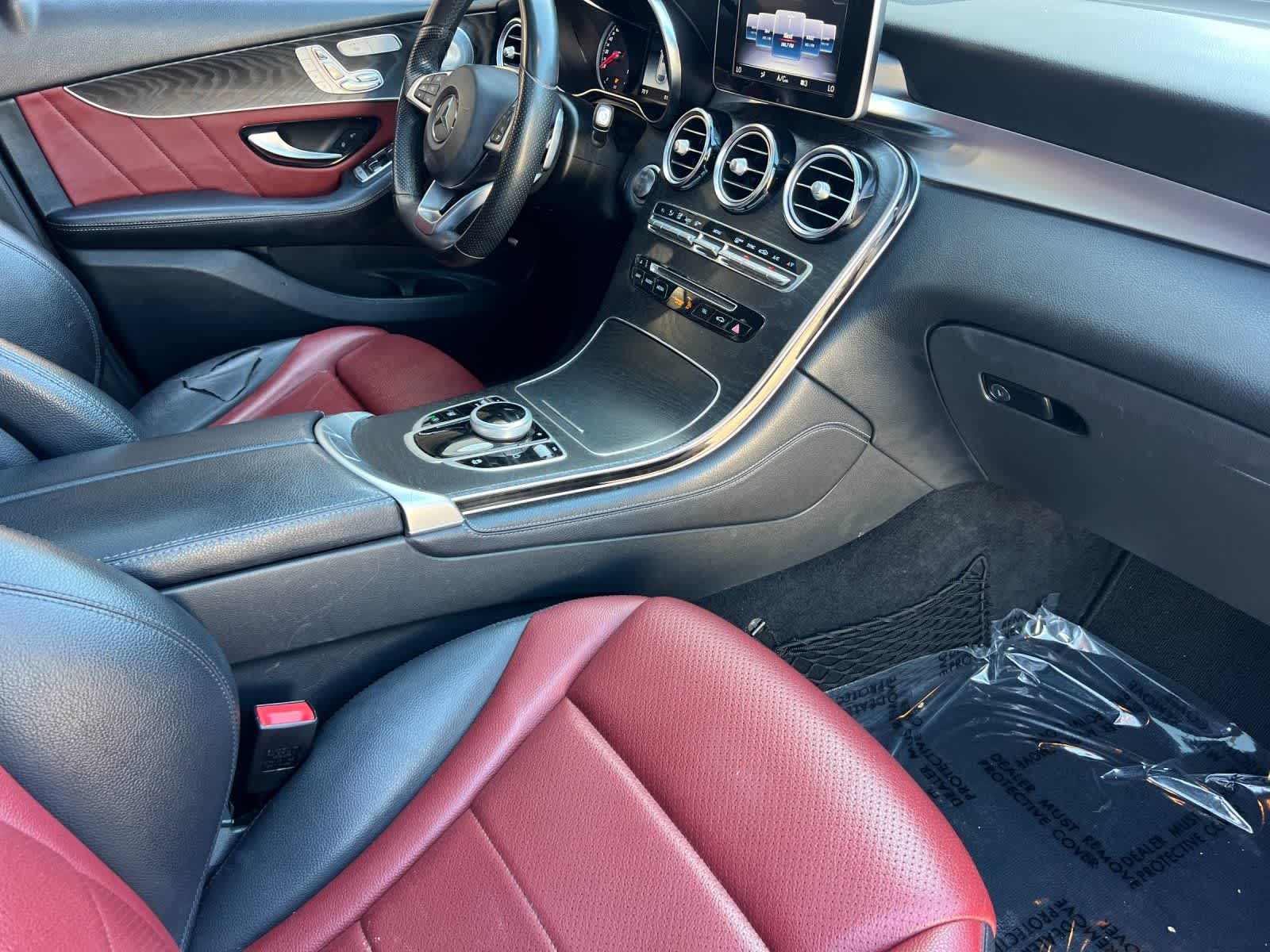 Thumbnail: 2018 Mercedes-Benz GLC - 17