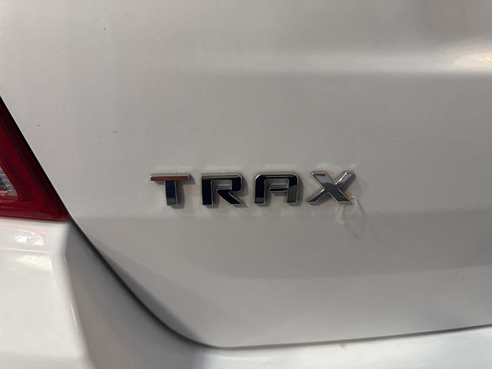 Thumbnail: 2018 Chevrolet Trax - 11