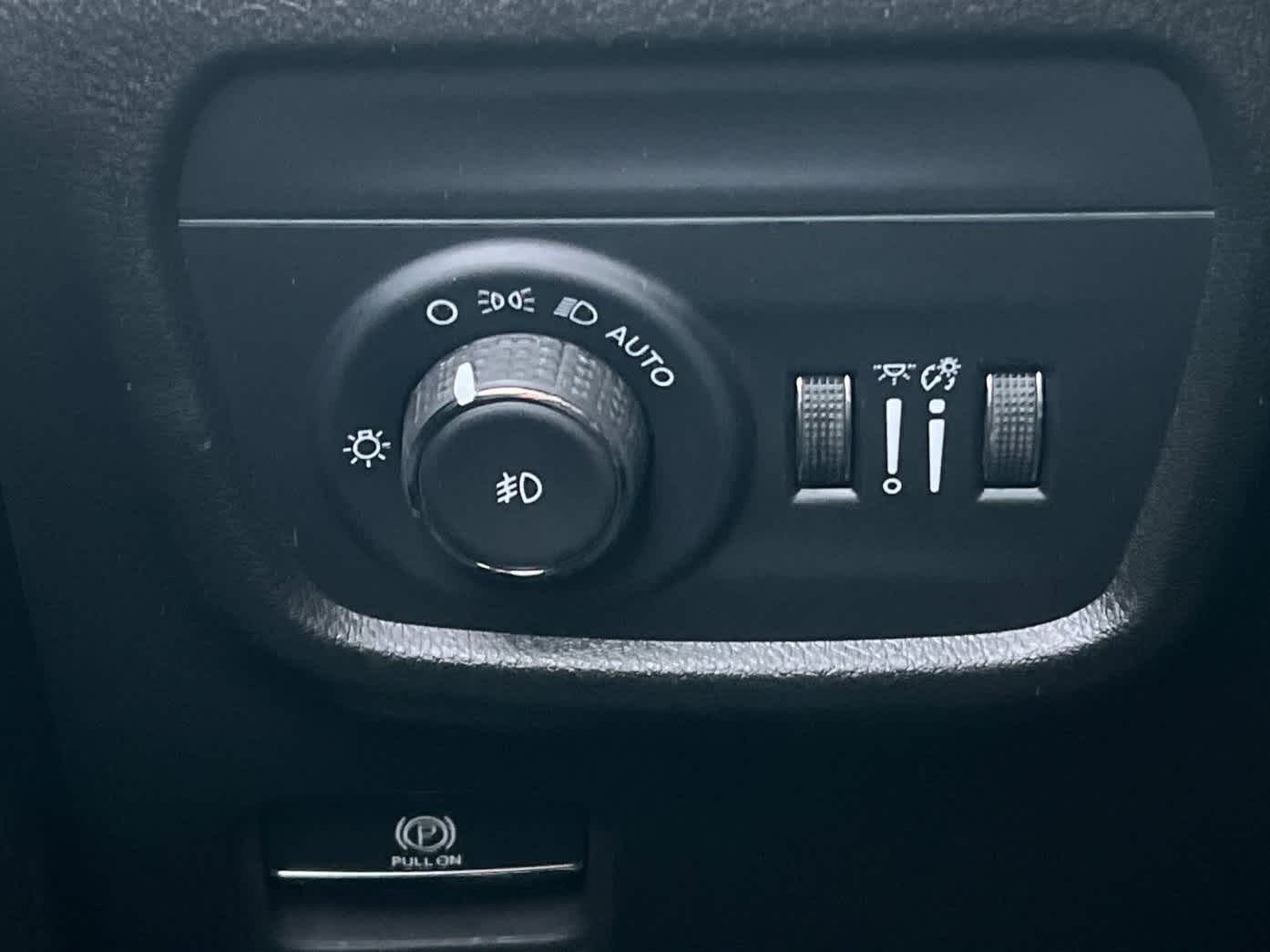 Thumbnail: 2024 Jeep Grand Cherokee - 34