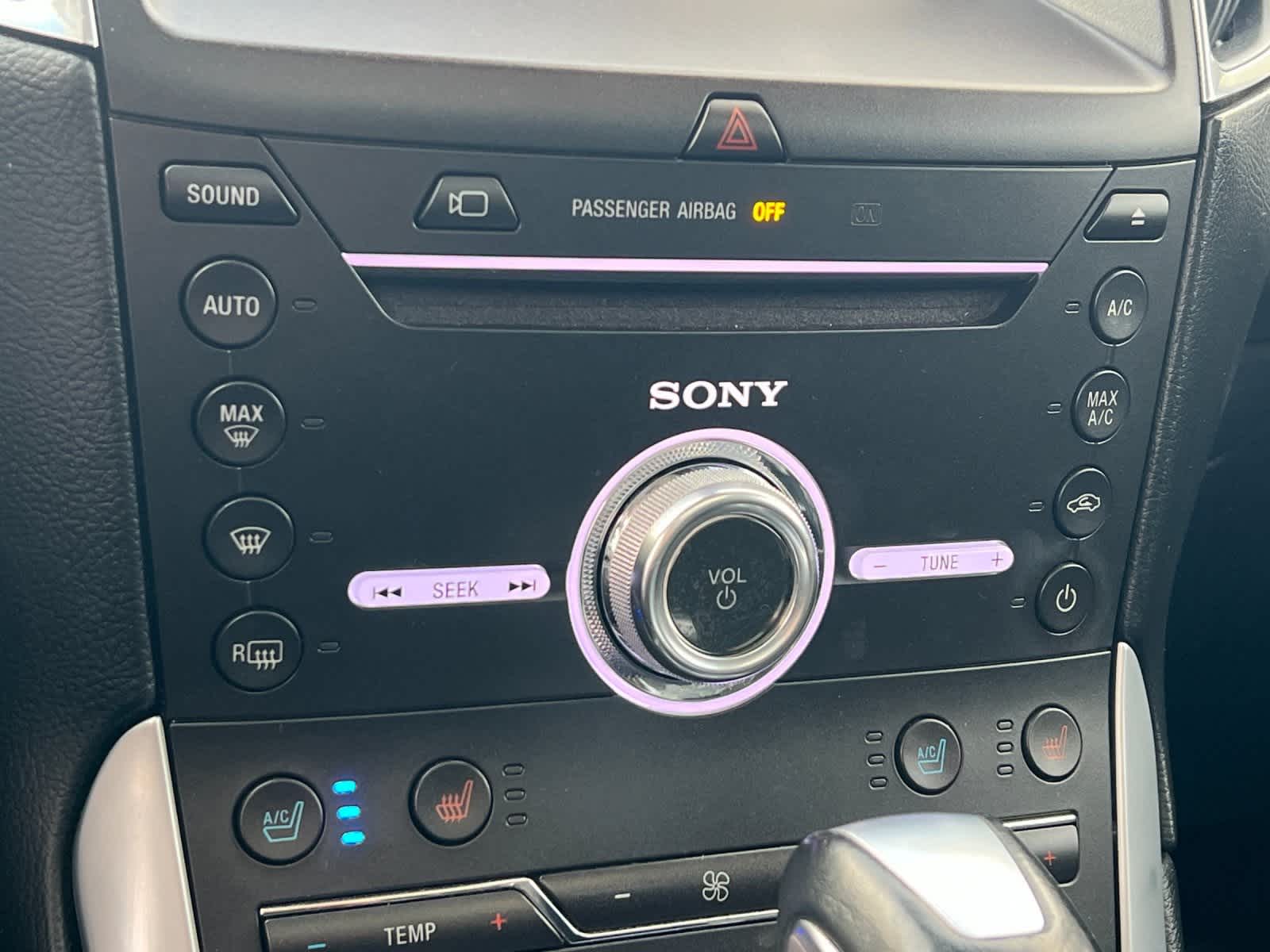 Thumbnail: 2018 Ford Edge - 21