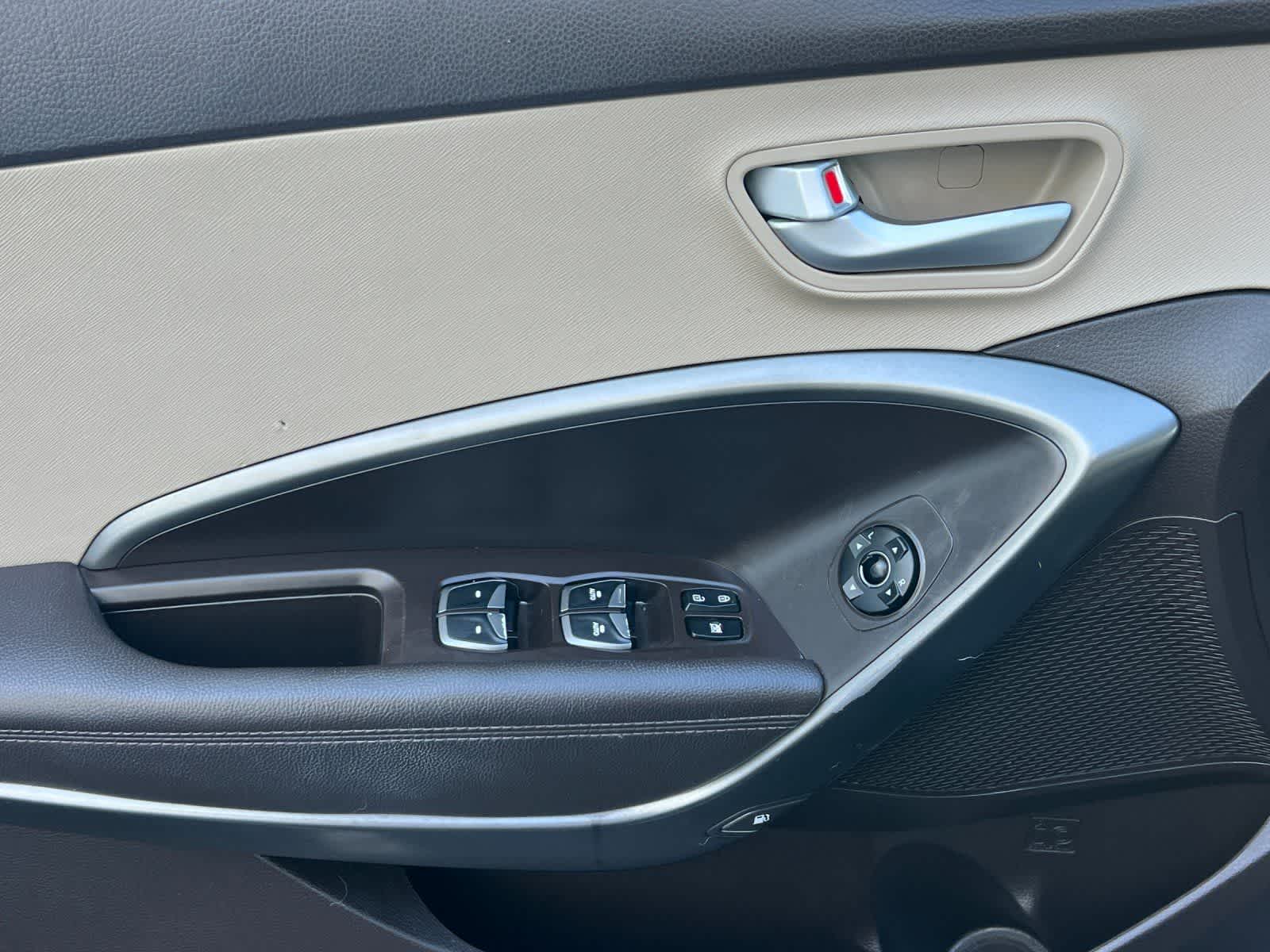 Thumbnail: 2017 Hyundai Santa Fe - 13