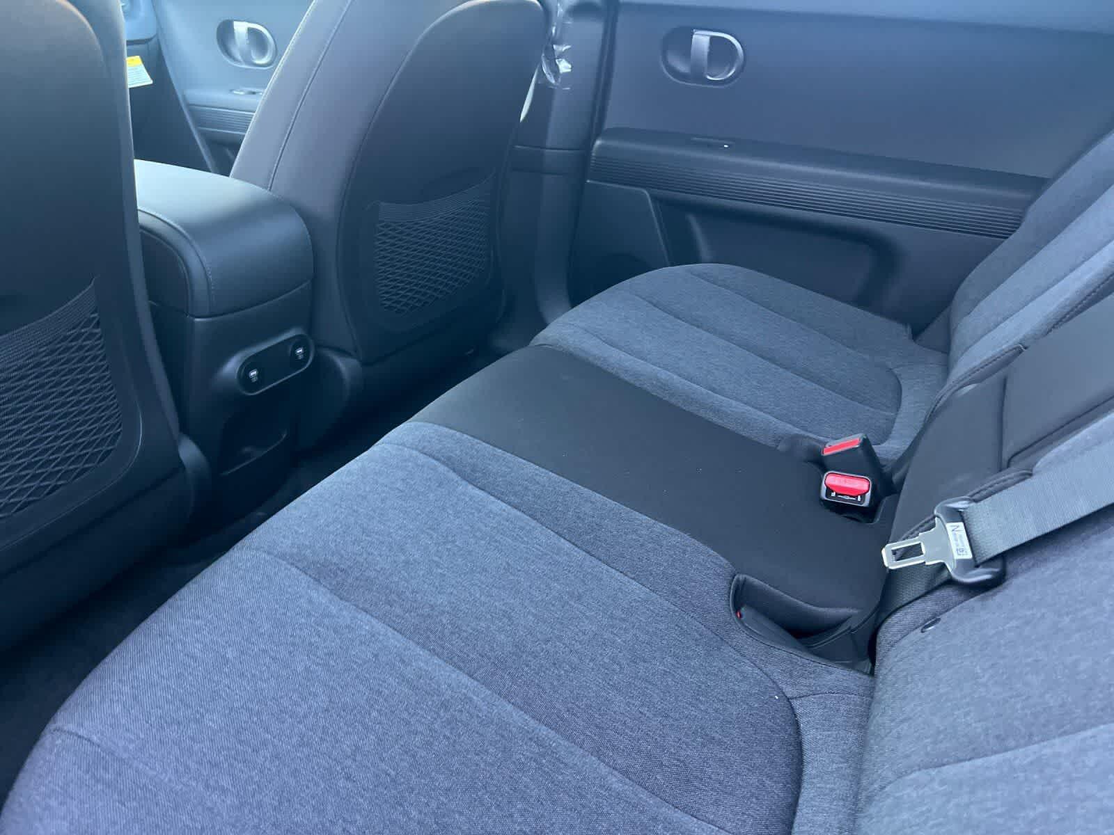 Thumbnail: 2026 Hyundai Ioniq 5 - 4