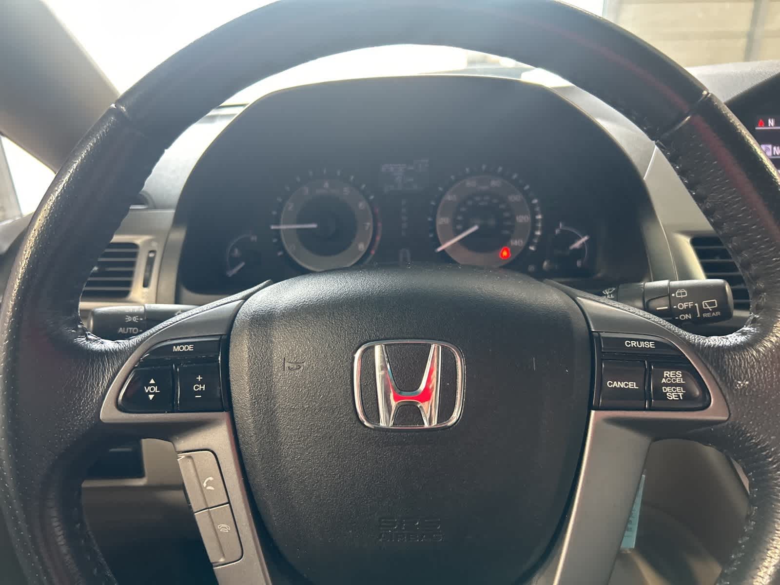 Thumbnail: 2012 Honda Odyssey - 28