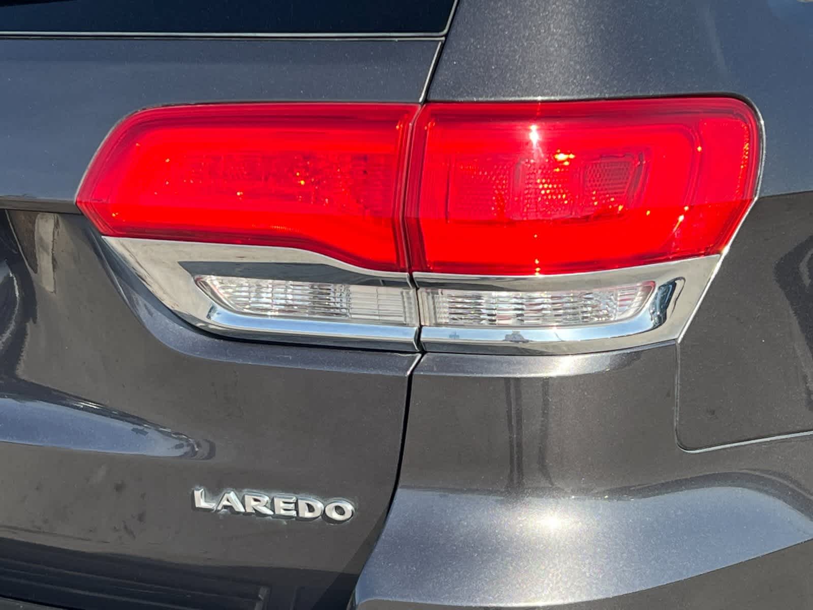 Thumbnail: 2018 Jeep Grand Cherokee - 28