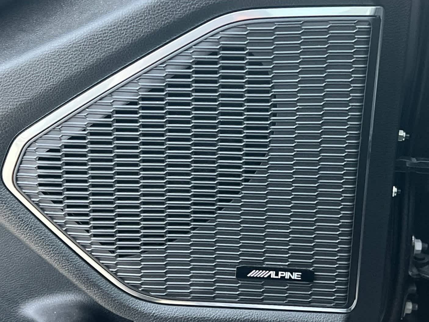 Thumbnail: 2024 Jeep Grand Cherokee - 30