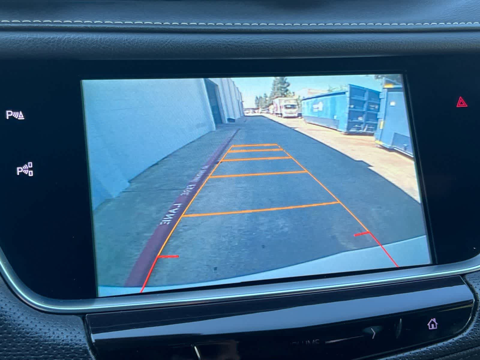 Thumbnail: 2017 Cadillac XT5 - 20