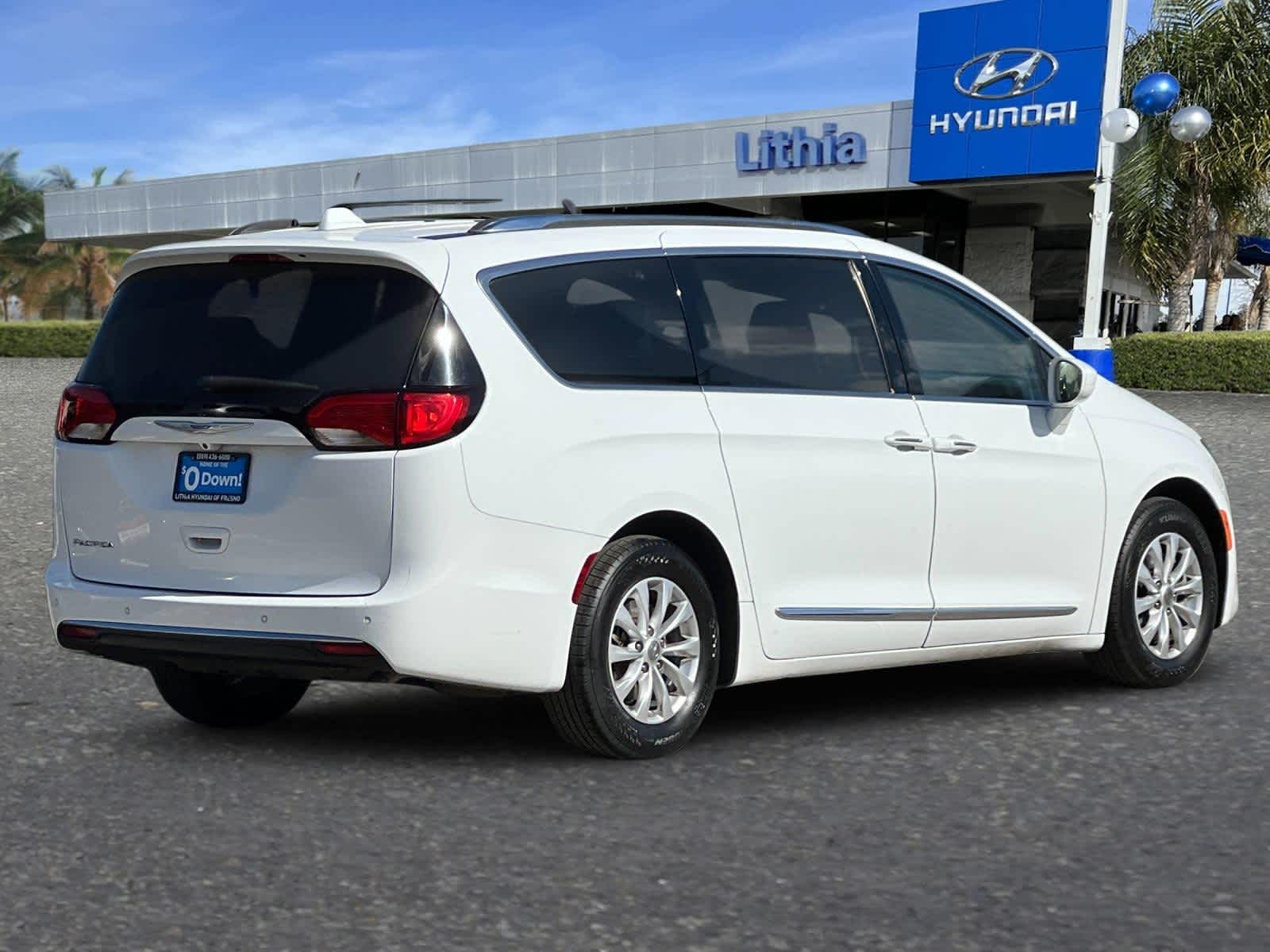 Used 2019 Chrysler Pacifica Touring L with VIN 2C4RC1BG3KR731951 for sale in Fresno, CA