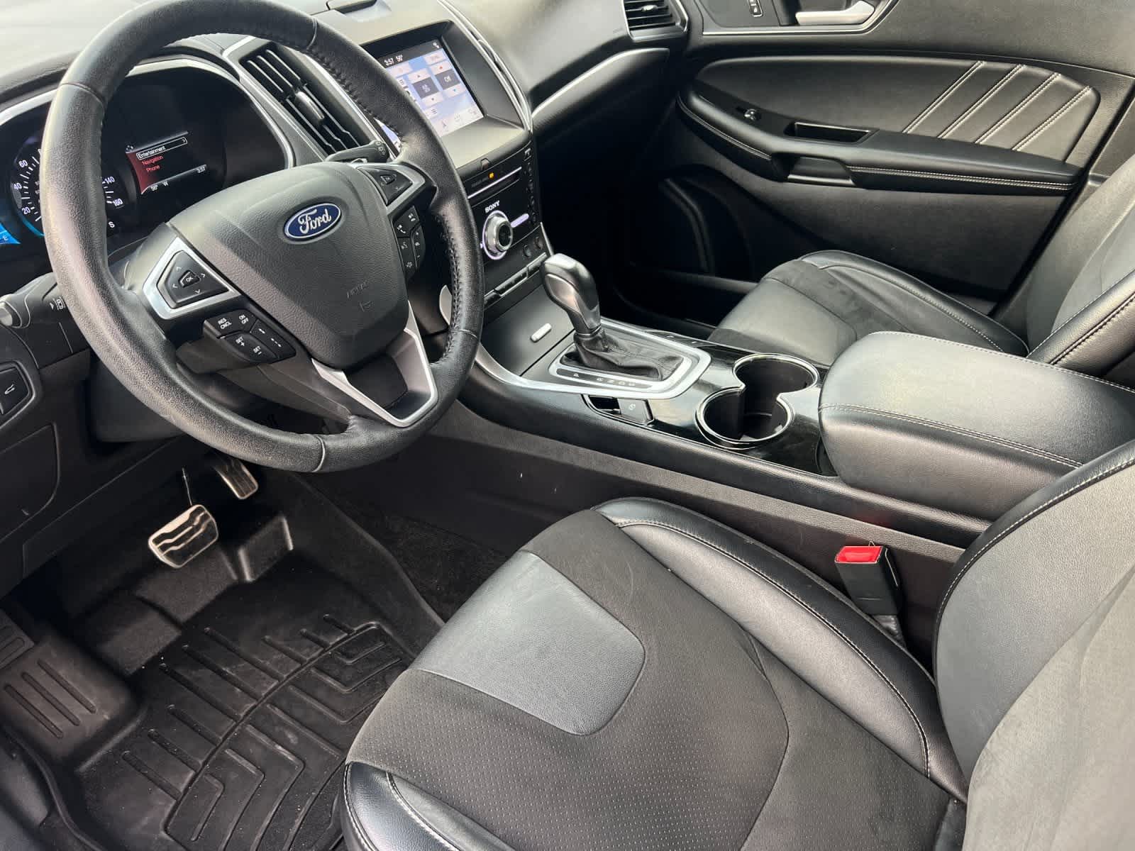 Thumbnail: 2018 Ford Edge - 11